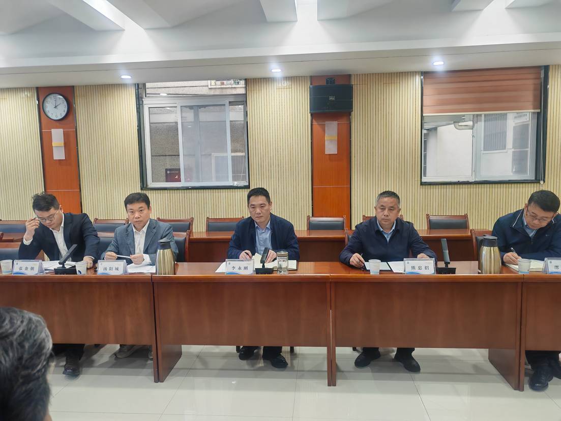 c98d12e27bf38fbf26789e6e7adeca5f.jpg